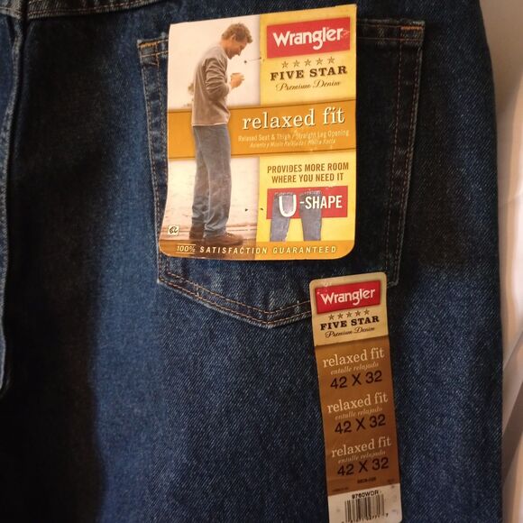 Men's Wrangler 5 Star Relaxed Fit Jeans NEW With Tags  42 x 32 9760WDR - Picture 3 of 6